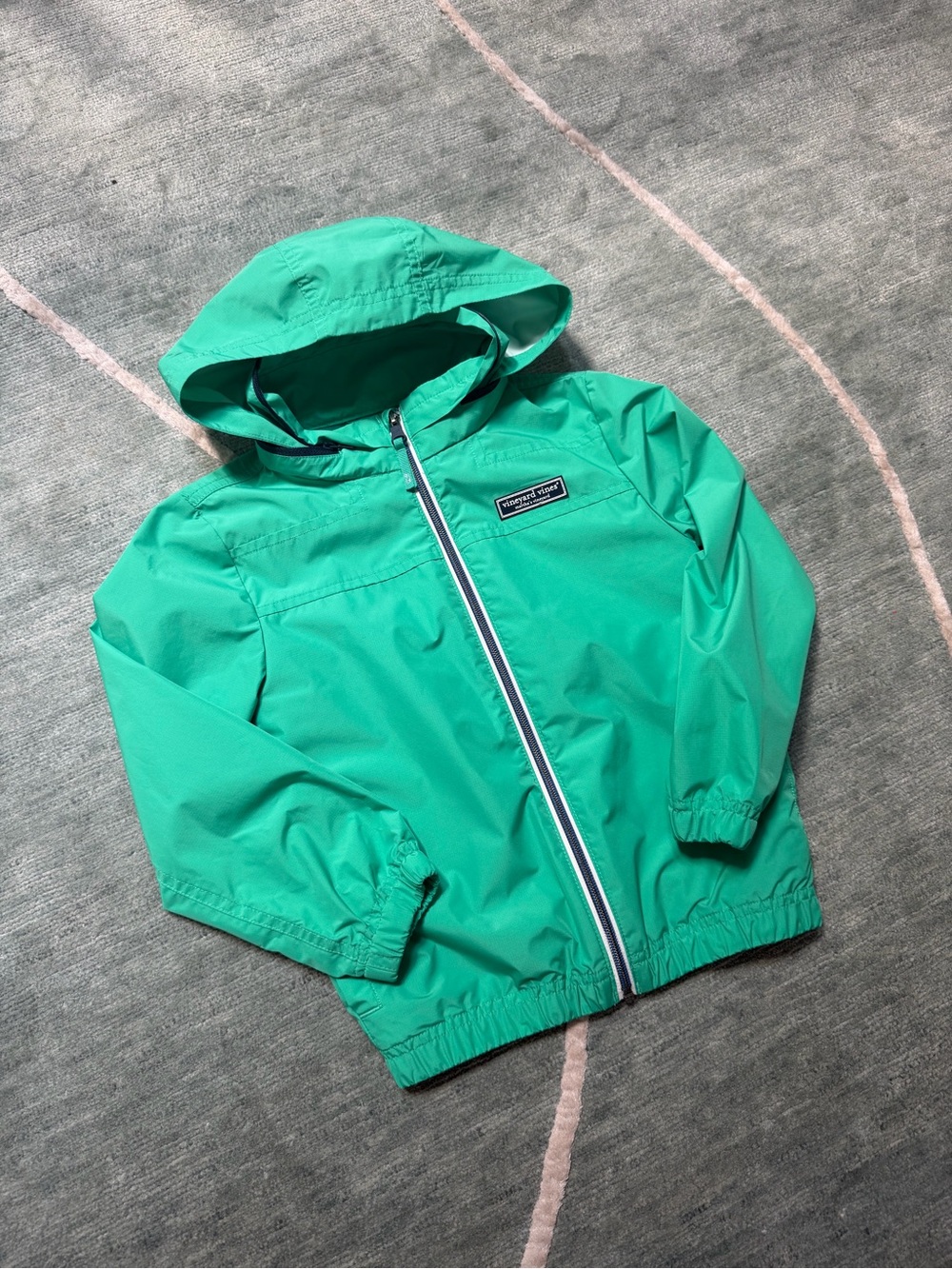 Vineyard Vines boys rain jacket / windbreaker